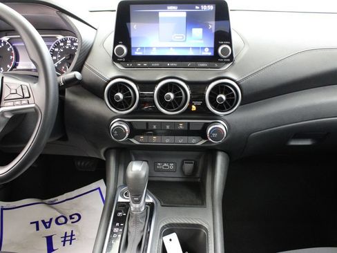 Used 2025 Nissan Sentra SV FWD image 20