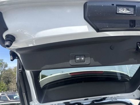 New 2026 Nissan Murano Platinum AWD/4WD image 13