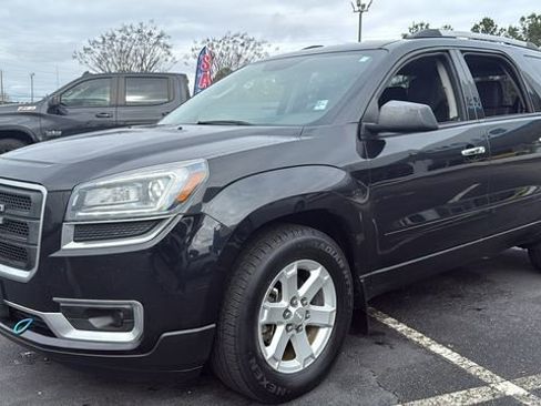 Used 2015 GMC Acadia SLE image 3