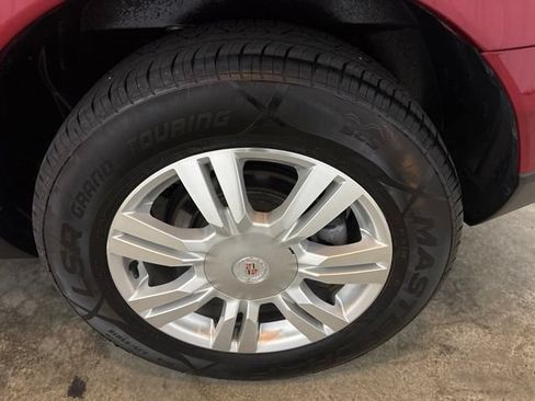 Used 2015 Cadillac SRX Luxury w/ Driver Awareness Package FWD image 8