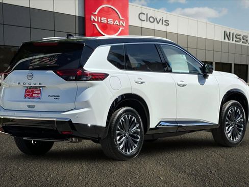 New 2026 Nissan Rogue Platinum image 3