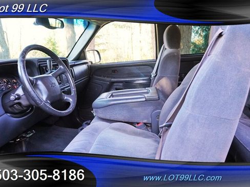 Used 2002 Chevrolet Silverado 2500 LS w/ Electrical Convenience Pkg AWD/4WD image 2
