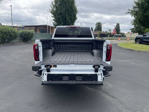 New 2026 GMC Sierra 3500 Denali Ultimate AWD/4WD image 27