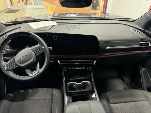 Certified 2024 Chevrolet Traverse Z71 w/ Enhanced Driving Package image 14