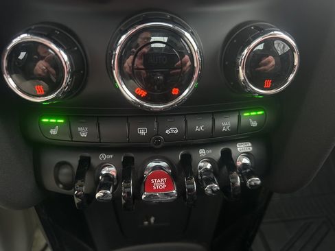 Used 2023 MINI Cooper S image 19