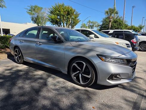 Used 2022 Honda Accord Sport image 3