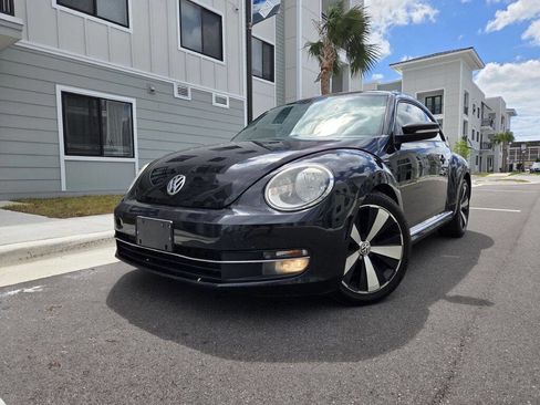 Used 2012 Volkswagen Beetle Turbo image 1
