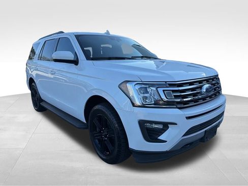 Used 2020 Ford Expedition XLT image 8