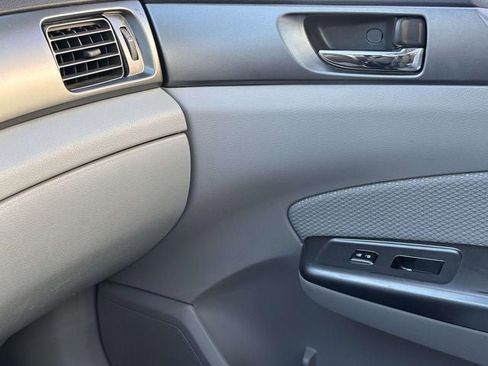 Used 2012 Subaru Forester 2.5X Premium w/ All-Weather Pkg image 32