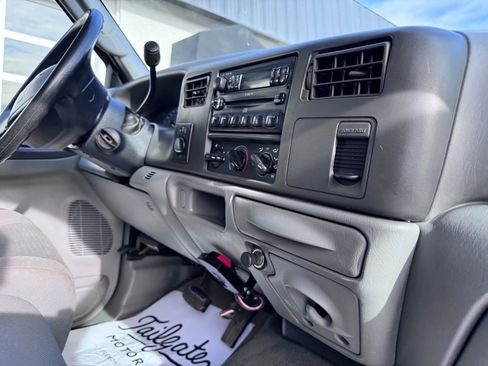 Used 2004 Ford F350 XLT image 17