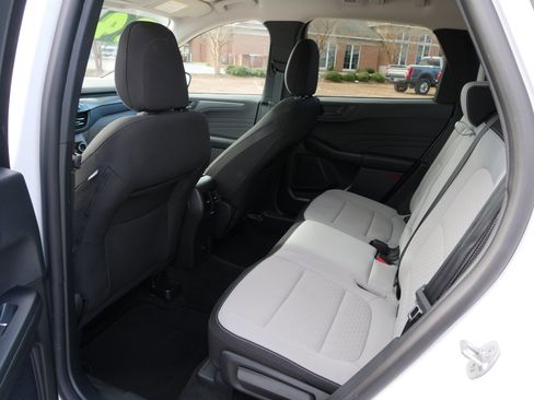 Used 2024 Ford Escape Active image 15