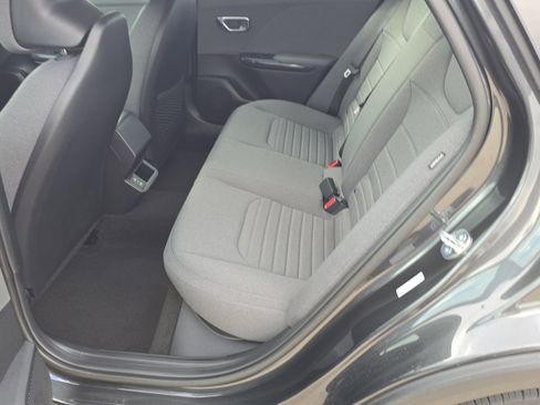 New 2025 Kia K4 EX image 18