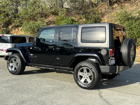 Used 2015 Jeep Wrangler Unlimited Sport AWD/4WD image 4