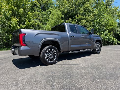 Used 2024 Toyota Tundra Limited AWD/4WD image 22