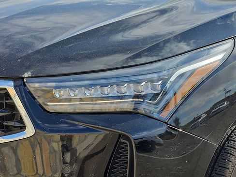 Used 2023 Acura RDX AWD w/ Advance Package image 3