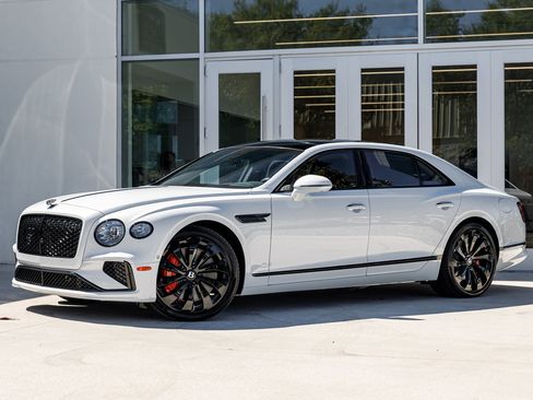 New 2026 Bentley Flying Spur Plug-In Hybrid image 6