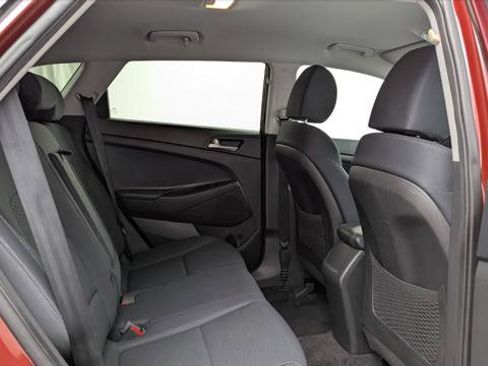 Used 2019 Hyundai Tucson SE FWD image 18