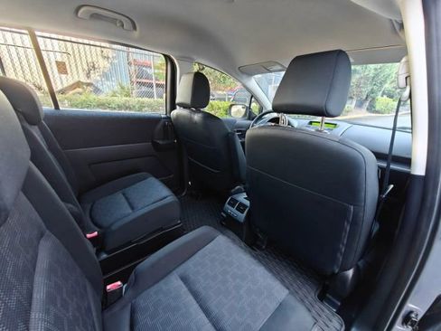 Used 2008 MAZDA MAZDA5 Sport image 24