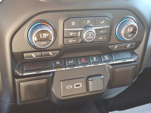Used 2021 Chevrolet Silverado 1500 RST AWD/4WD image 19