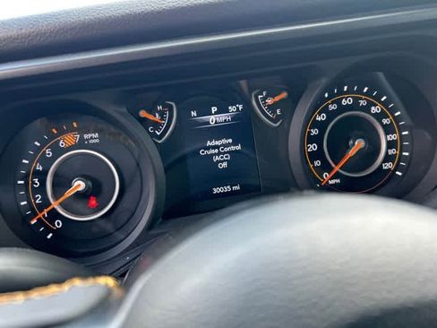 Used 2024 Jeep Wrangler Sport S image 5