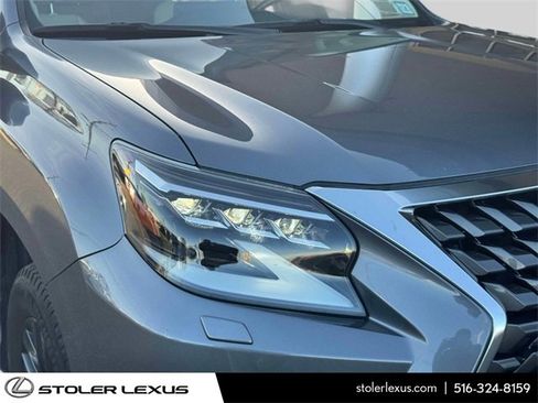 Used 2023 Lexus GX 460 Premium image 4