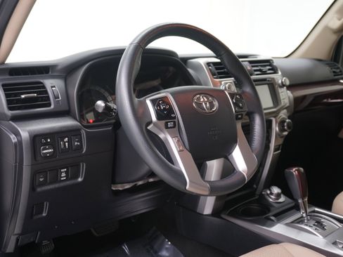Used 2019 Toyota 4Runner Limited image 10