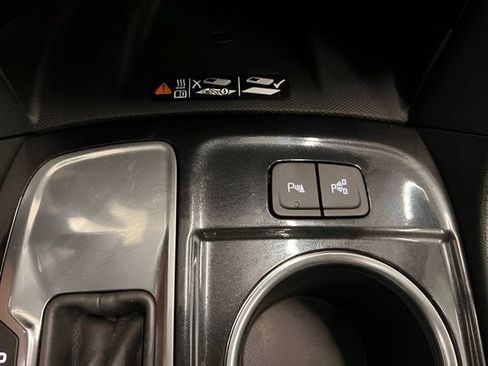 Certified 2022 Chevrolet Equinox Premier FWD image 30