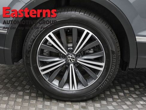 Used 2024 Volkswagen Tiguan Wolfsburg Edition image 29