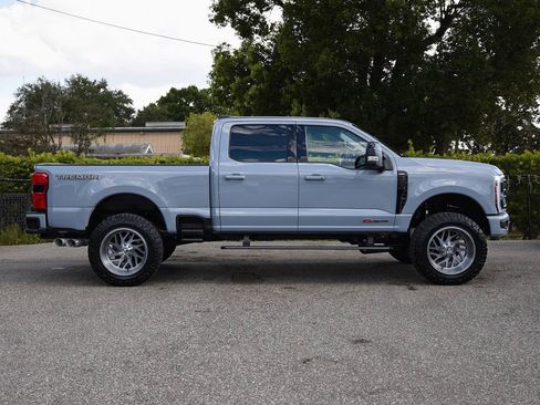 Used 2024 Ford F250 Lariat w/ Lariat Ultimate Package AWD/4WD image 6