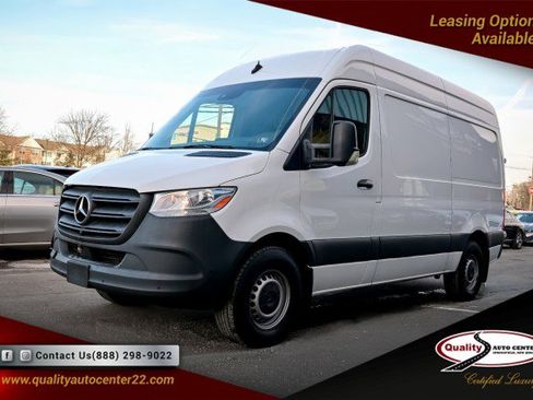 Used 2023 Mercedes-Benz Sprinter 2500 image 1