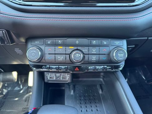 Used 2026 Dodge Durango GT AWD/4WD image 23