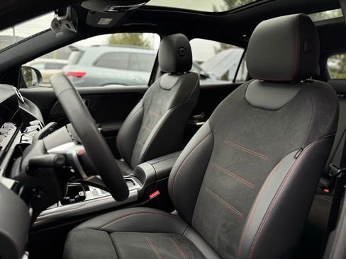 Used 2026 Mercedes-Benz GLA 250 4MATIC image 17