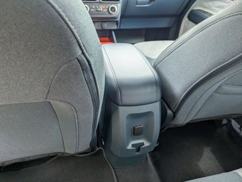 Certified 2024 Ford Maverick XLT FWD image 30