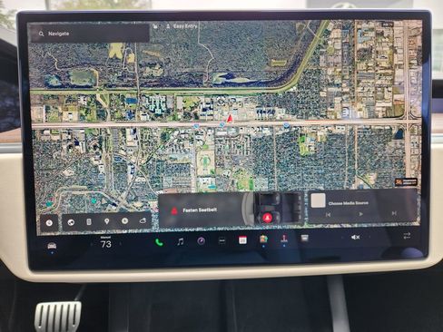 Used 2021 Tesla Model S Long Range image 15