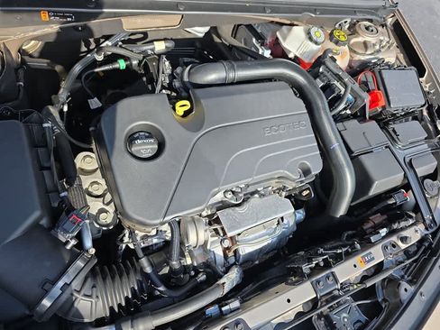Used 2023 Chevrolet Malibu LT FWD image 25