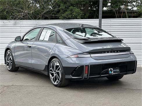 Used 2024 Hyundai Ioniq 6 SEL RWD image 3
