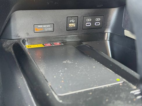 Used 2025 Toyota Camry LE FWD image 21
