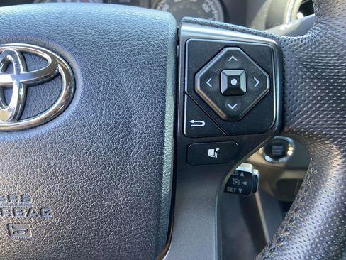 Used 2016 Toyota Tacoma TRD Sport w/ Towing Package RWD image 33