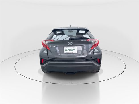 Used 2018 Toyota C-HR XLE image 7