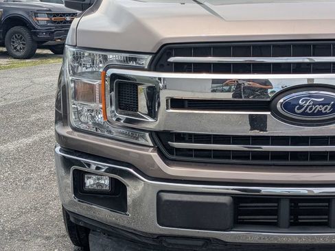 Used 2018 Ford F150 XLT w/ Equipment Group 302A Luxury RWD image 8