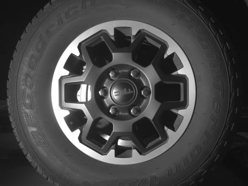 Used 2025 Toyota Tacoma TRD Off-Road image 13