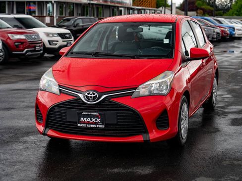 Used 2015 Toyota Yaris L FWD image 4