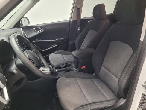 Used 2021 Kia Soul S FWD image 17
