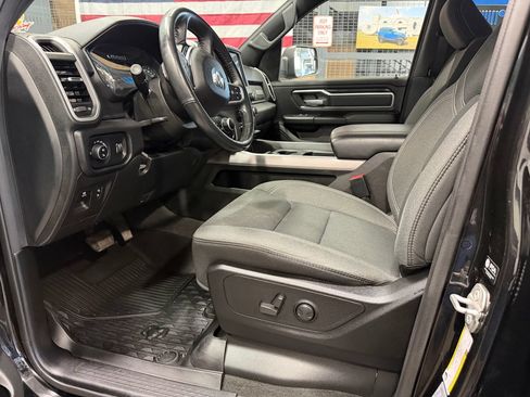 Used 2022 RAM 1500 Big Horn AWD/4WD image 4