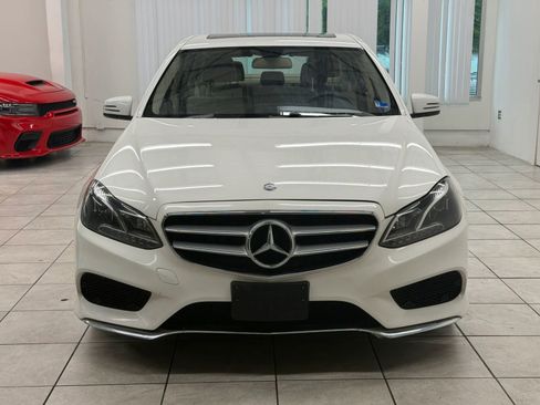 Used 2016 Mercedes-Benz E 350 Sedan w/ Premium Package image 2