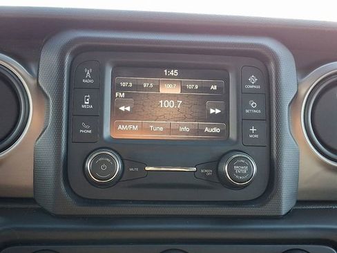 Used 2020 Jeep Wrangler Unlimited Sport image 19