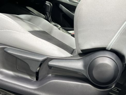 Used 2024 Toyota Corolla SE image 12