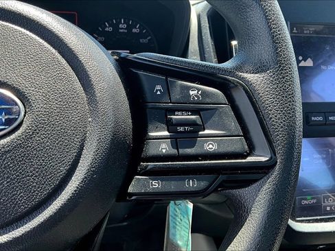 Used 2025 Subaru Forester AWD/4WD image 11