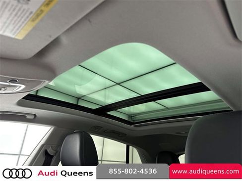 Used 2023 Audi Q8 Premium Plus w/ Premium Plus Package image 24