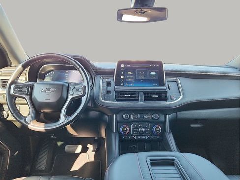 Used 2022 Chevrolet Suburban RST w/ Luxury Package AWD/4WD image 13